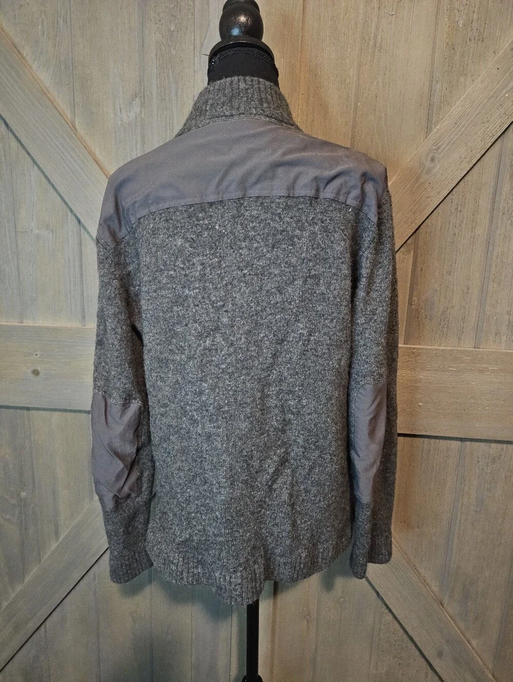 Rei Wool Quarter Zip Sweater sz Medium